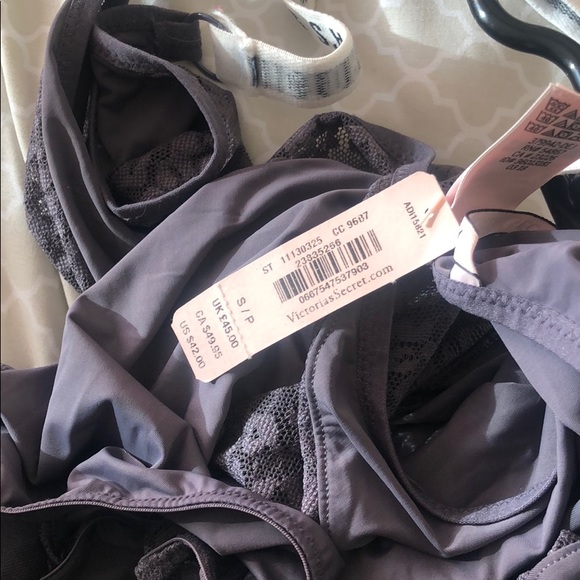 Grey Lacey bodysuit - Picture 5 of 5